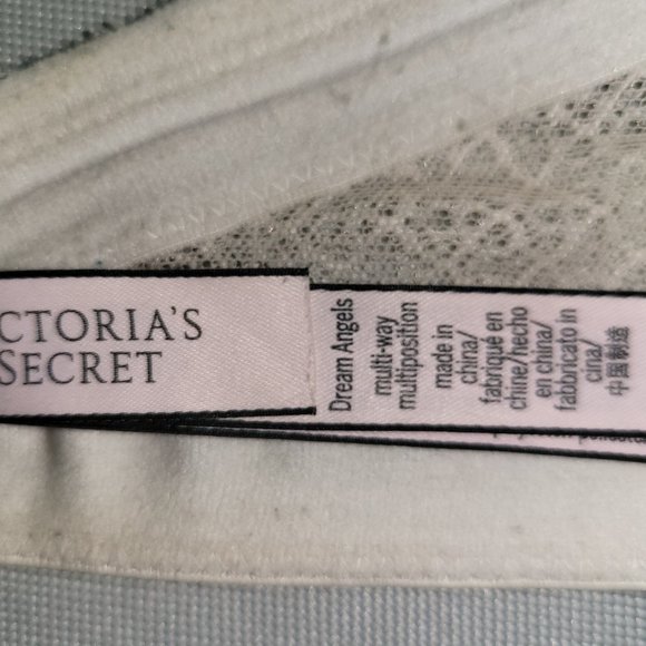 Victoria's Secret multi-Way half bra - Picture 4 of 5